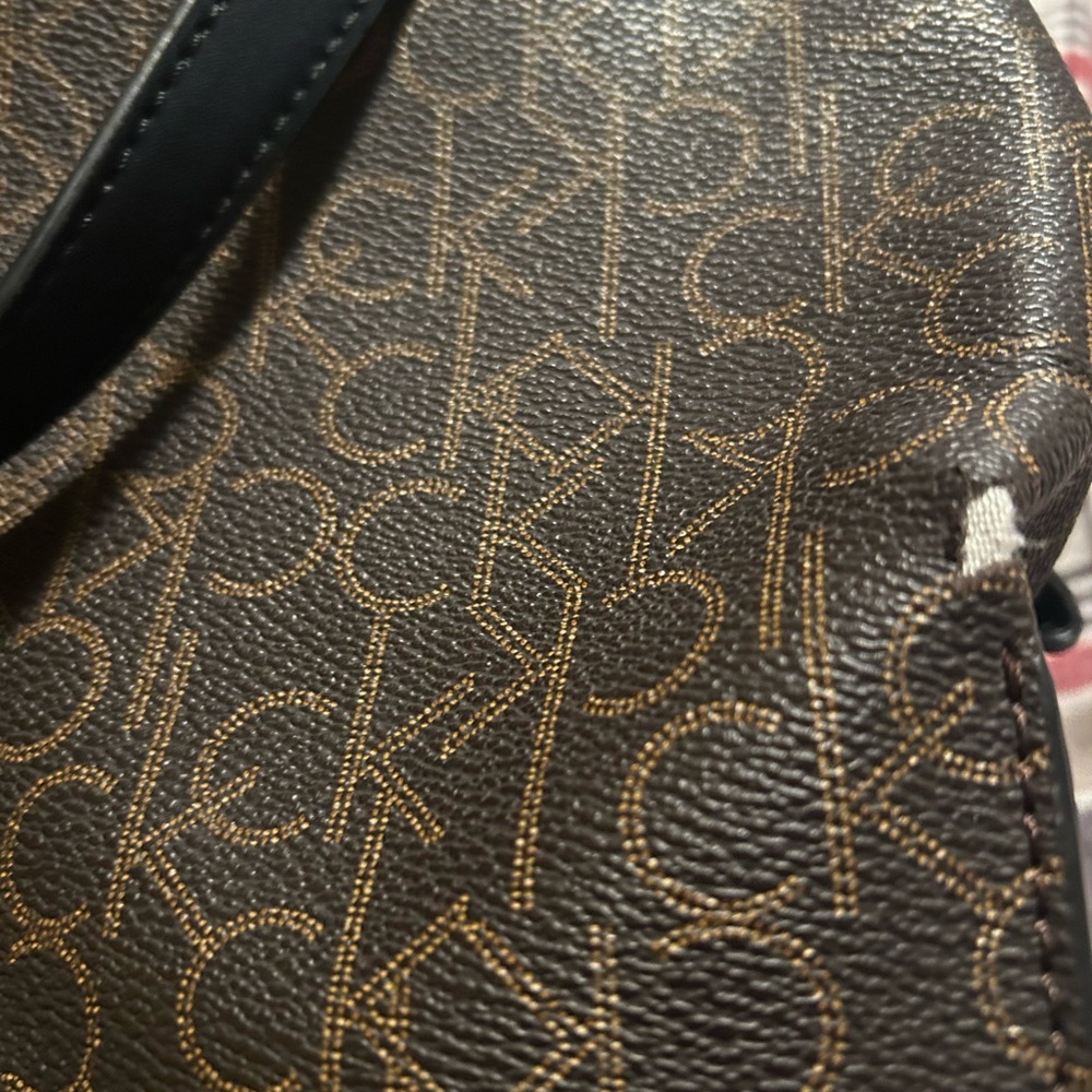 Calvin Klein Brown and Tan Shoulder Bag - Picture 4 of 10